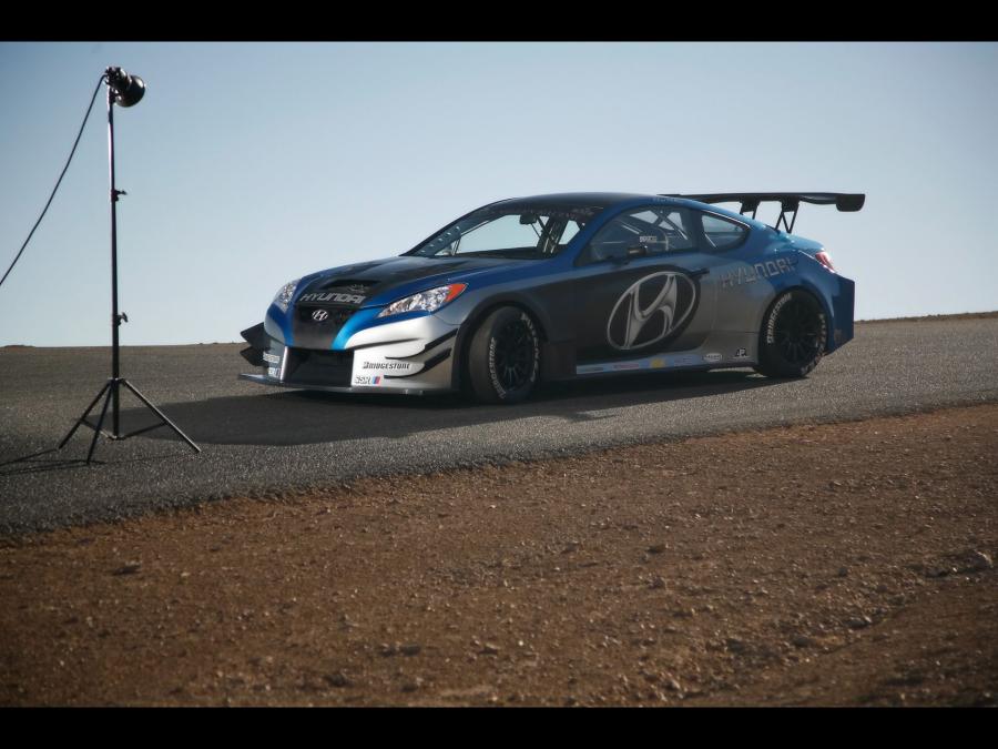  Hyundai Genesis Coupe by Rhys Millen Racing 2010 года  (фото 34 из 36)